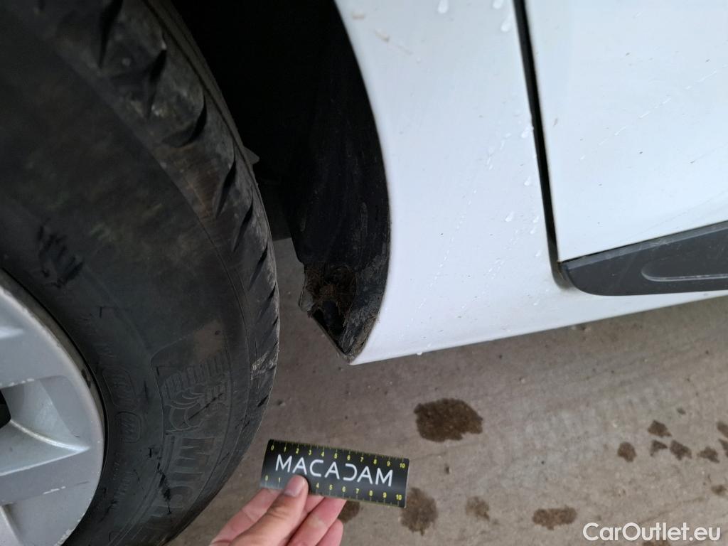  Renault  Clio  IV Air MediaNav 1.5 dCi 75CV BVM5 E6 #5