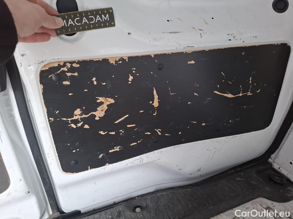  Renault  Kangoo RENAULT  / 2021 / 4P / Fourgonnette EXTRA - BLUE DCI 95 #43