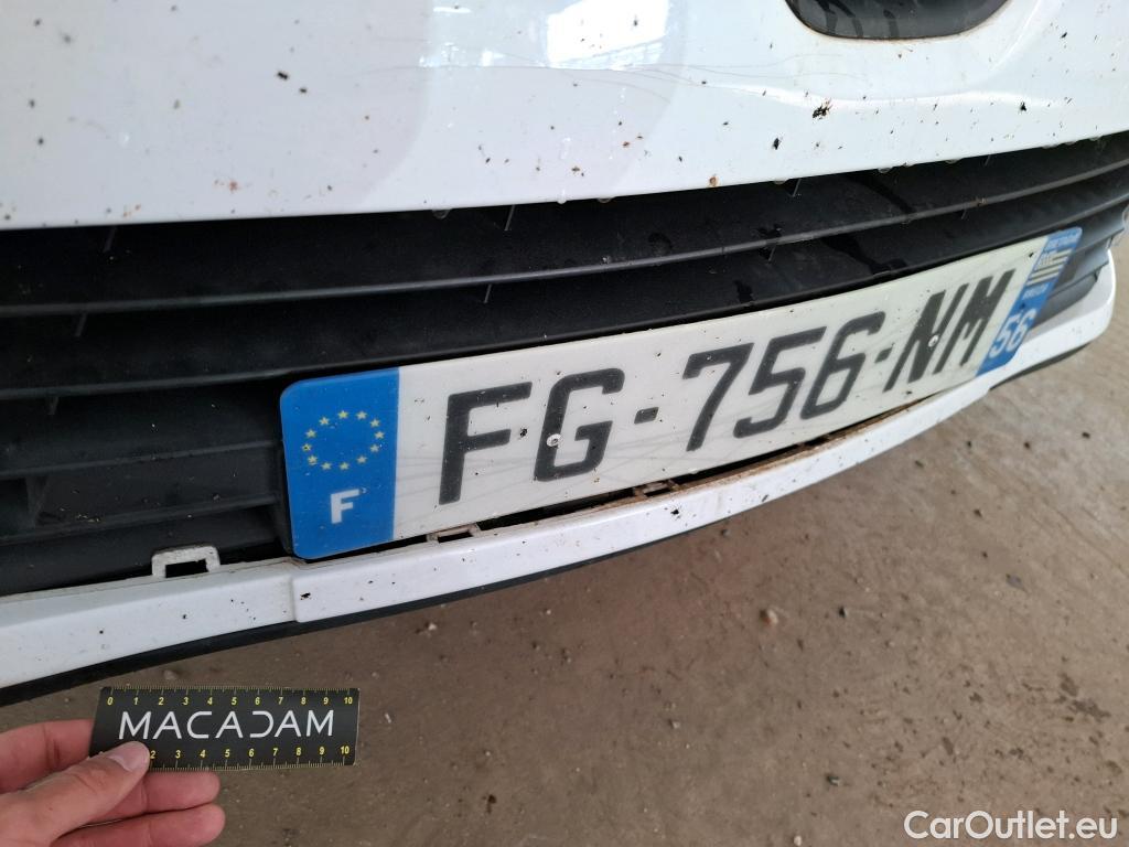  Renault  Clio  IV Air MediaNav 1.5 dCi 75CV BVM5 E6 #29