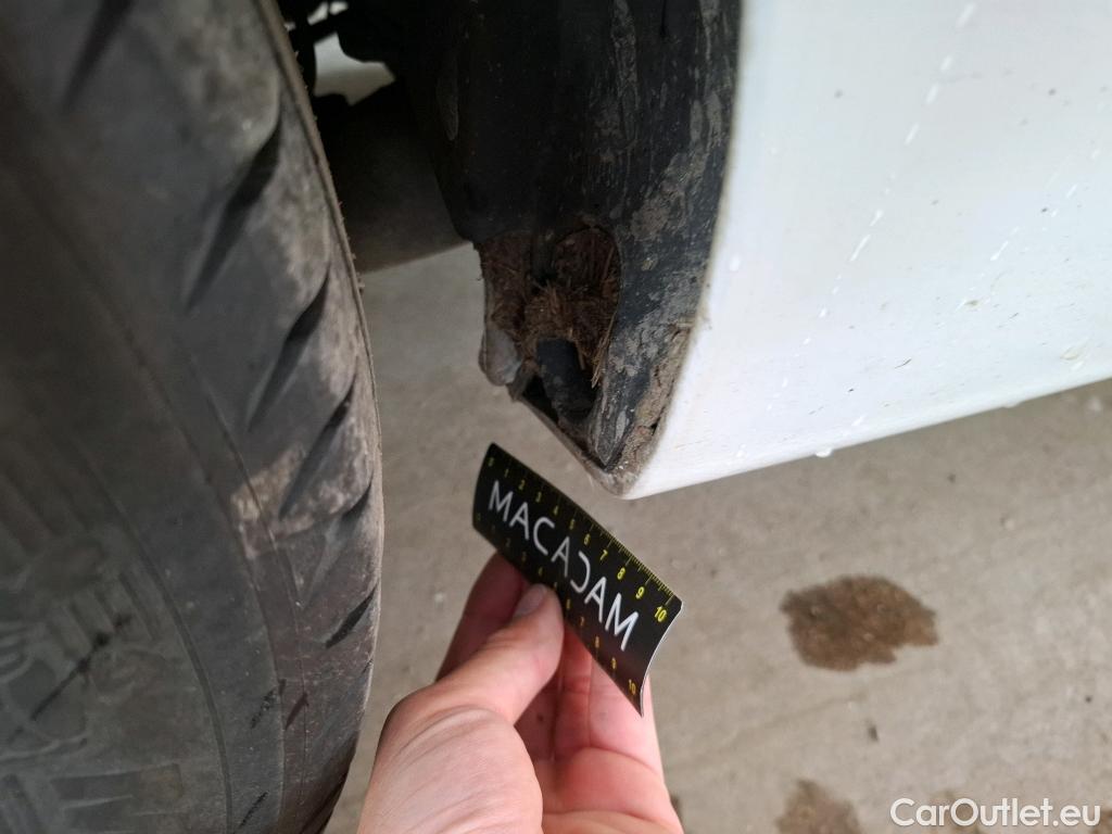  Renault  Clio  IV Air MediaNav 1.5 dCi 75CV BVM5 E6 #6