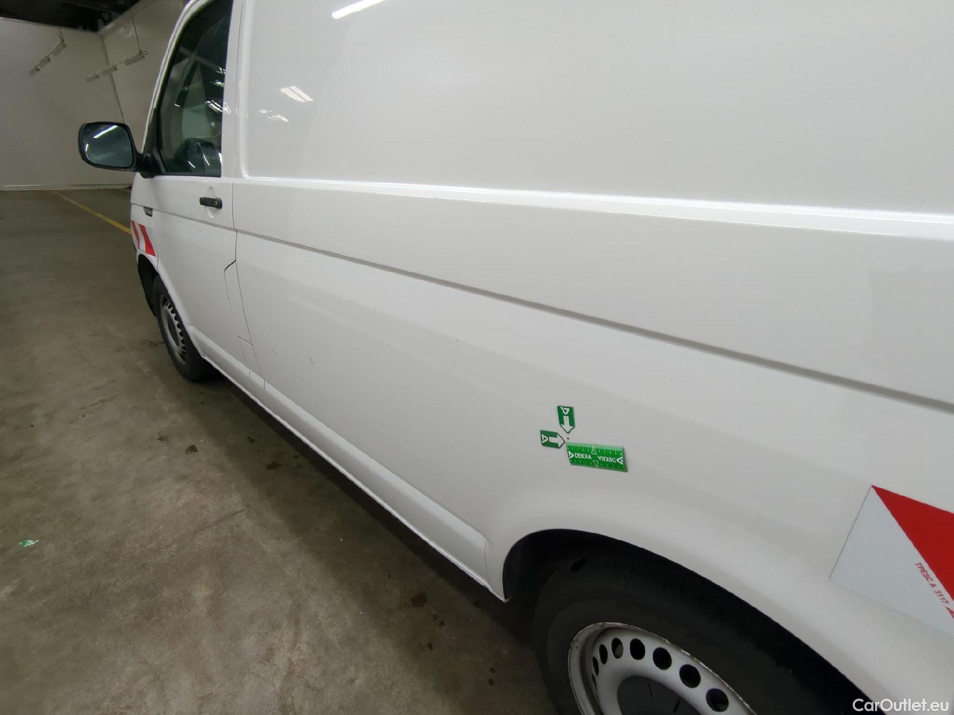  Volkswagen  Transporter T6  Fourgon 4Motion 2.0 TDI 150CV BVM6 E6 #14