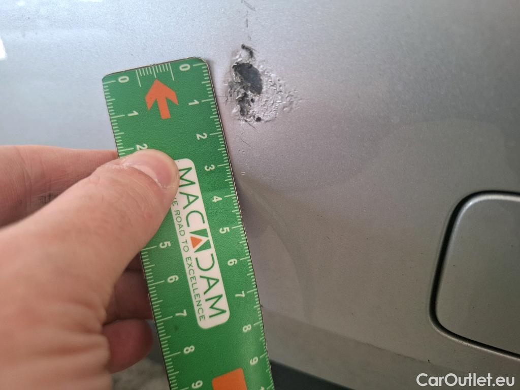  Mercedes  A-Klasse MERCEDES-BENZ Classe A Compact / 2018 / 5P / Berline A 250 e Business Line 8G-DCT #6