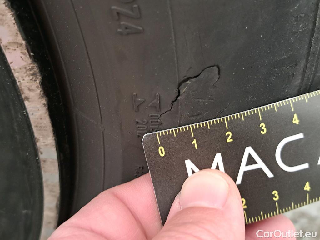  Mercedes  GLB MERCEDES-BENZ  / 2019 / 5P / SUV  200 d AMG Line #9