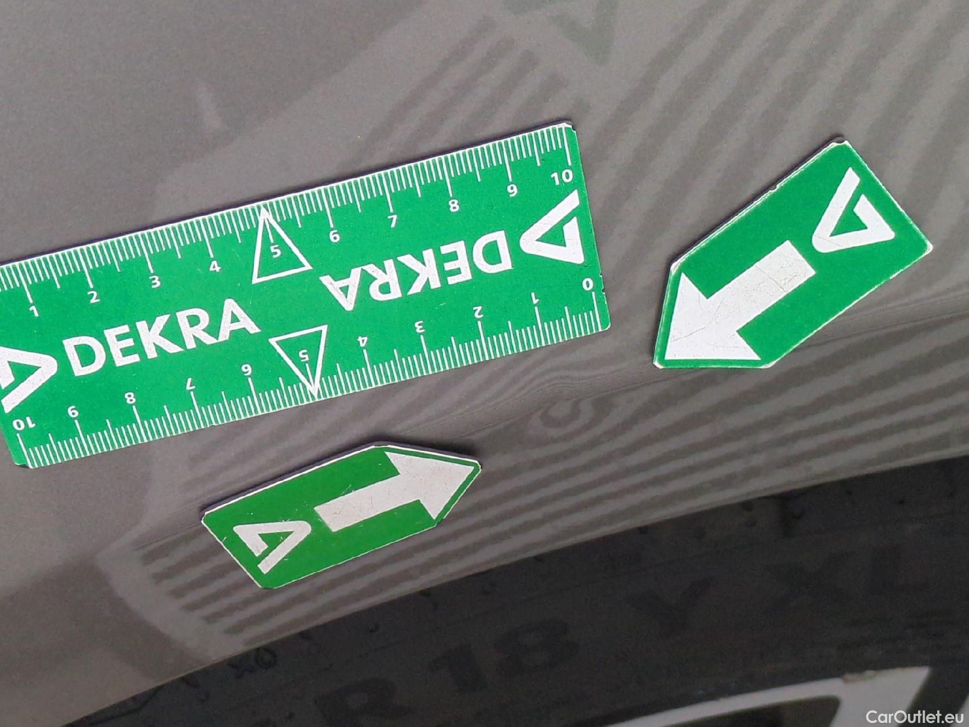  Mercedes  CLA-Klasse MERCEDES-BENZ CLA Coupe 4p Coupé CLA 180 d Business Line BA7 #25