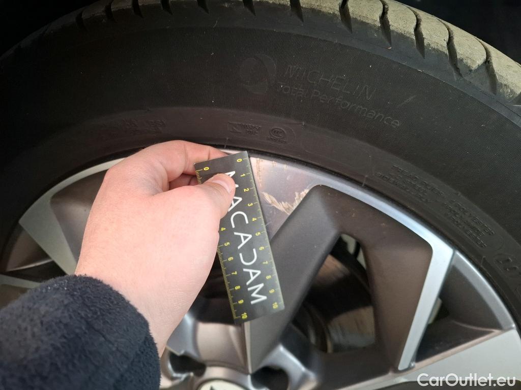  Citroen  DS3 3 Crossback E-Tense Grand Chic 50kWh BVA #22