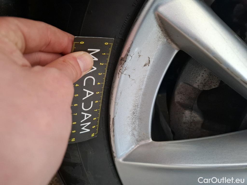  Opel   Grandland X Grandland X Elegance Business 1.5 130CV BVA8 E6d #3