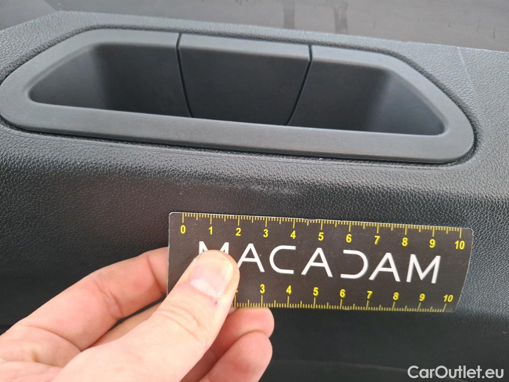  Opel   Grandland X Grandland X Elegance Business 1.5 130CV BVA8 E6d #13