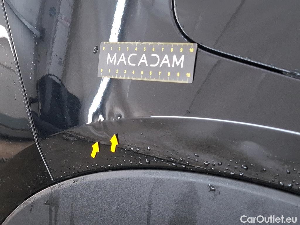  Opel   Grandland X Grandland X Elegance Business 1.5 130CV BVA8 E6d #18