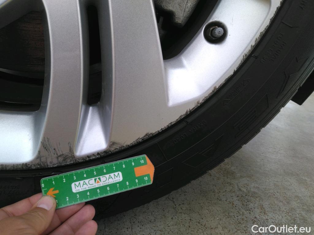  Land Rover  Range Rover Evoque LAND ROVER  / 2018 / 5P / SUV D180 BVA 4WD R-Dynamic S #29