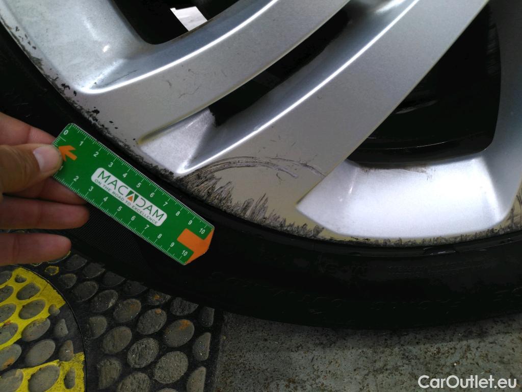  Land Rover  Range Rover Evoque LAND ROVER  / 2018 / 5P / SUV D180 BVA 4WD R-Dynamic S #30