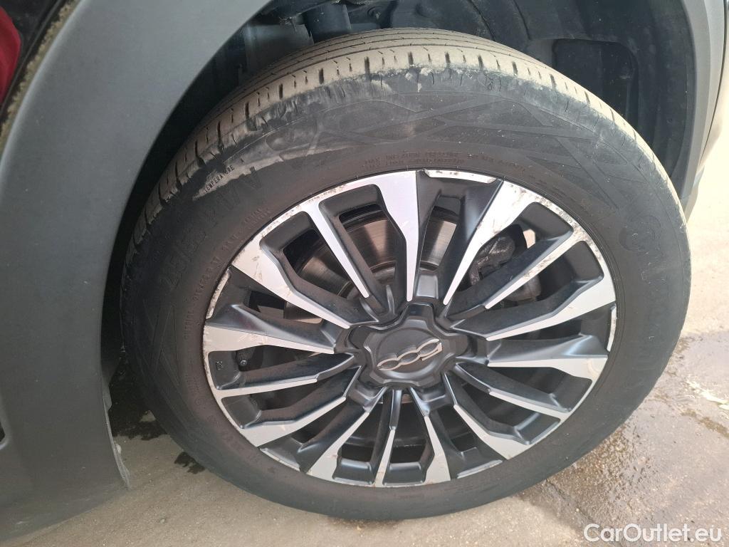  Fiat  500 FIAT X / 2018 / 5P / SUV 1.3 FFly T T4 150ch DCT Cross #24