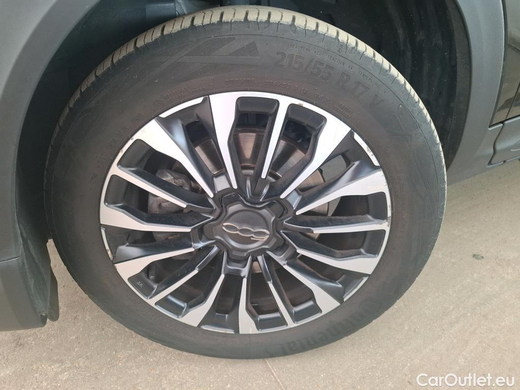  Fiat  500 FIAT X / 2018 / 5P / SUV 1.3 FFly T T4 150ch DCT Cross #9