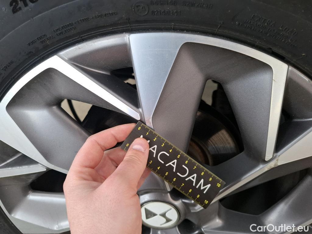  Citroen  DS3 3 Crossback E-Tense Grand Chic 50kWh BVA #33