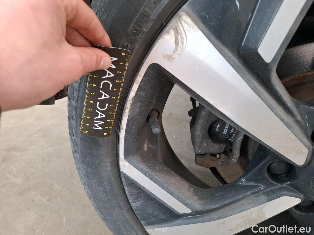  Nissan  Qashqai NISSAN  5p Crossover 1.6 DCI 130 N-Connecta #58