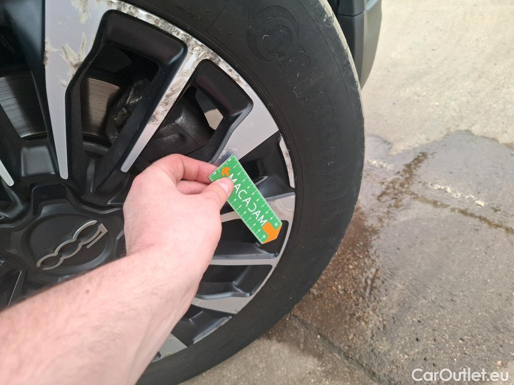  Fiat  500 FIAT X / 2018 / 5P / SUV 1.3 FFly T T4 150ch DCT Cross #27