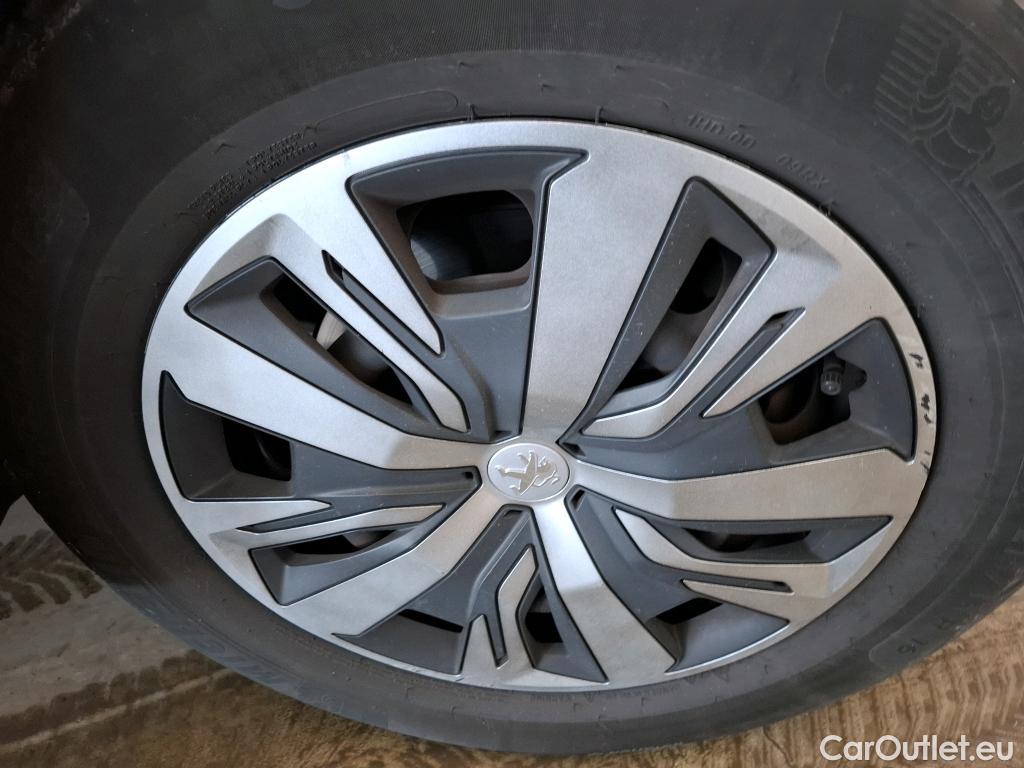  Peugeot  2008  Active Business 1.5 HDi 130CV BVA8 E6d #1