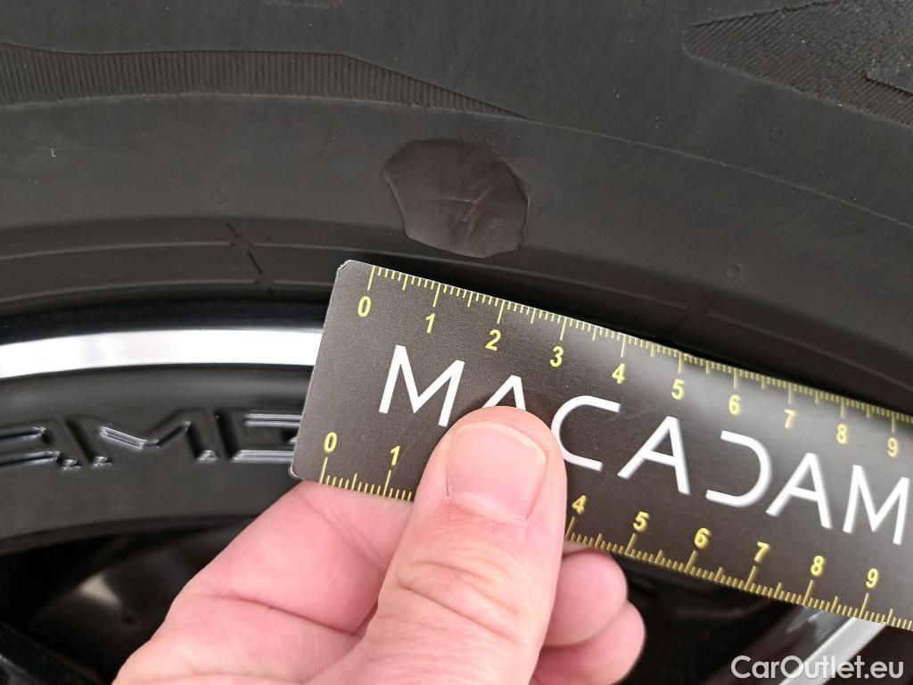  Mercedes  GLB MERCEDES-BENZ  / 2019 / 5P / SUV  200 d AMG Line #4