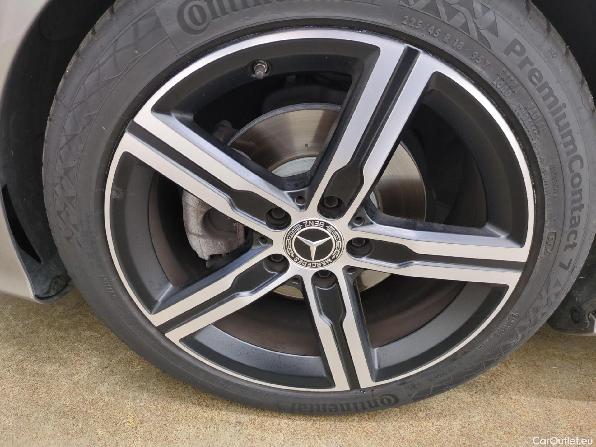  Mercedes  CLA-Klasse MERCEDES-BENZ CLA Coupe 4p Coupé CLA 180 d Business Line BA7 #13