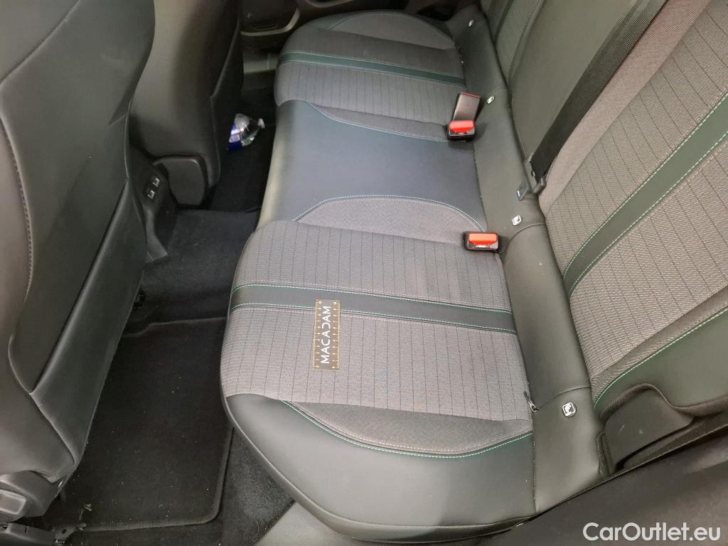  Peugeot  2008  Allure Pack 1.5 HDi 110CV BVM6 E6d #10