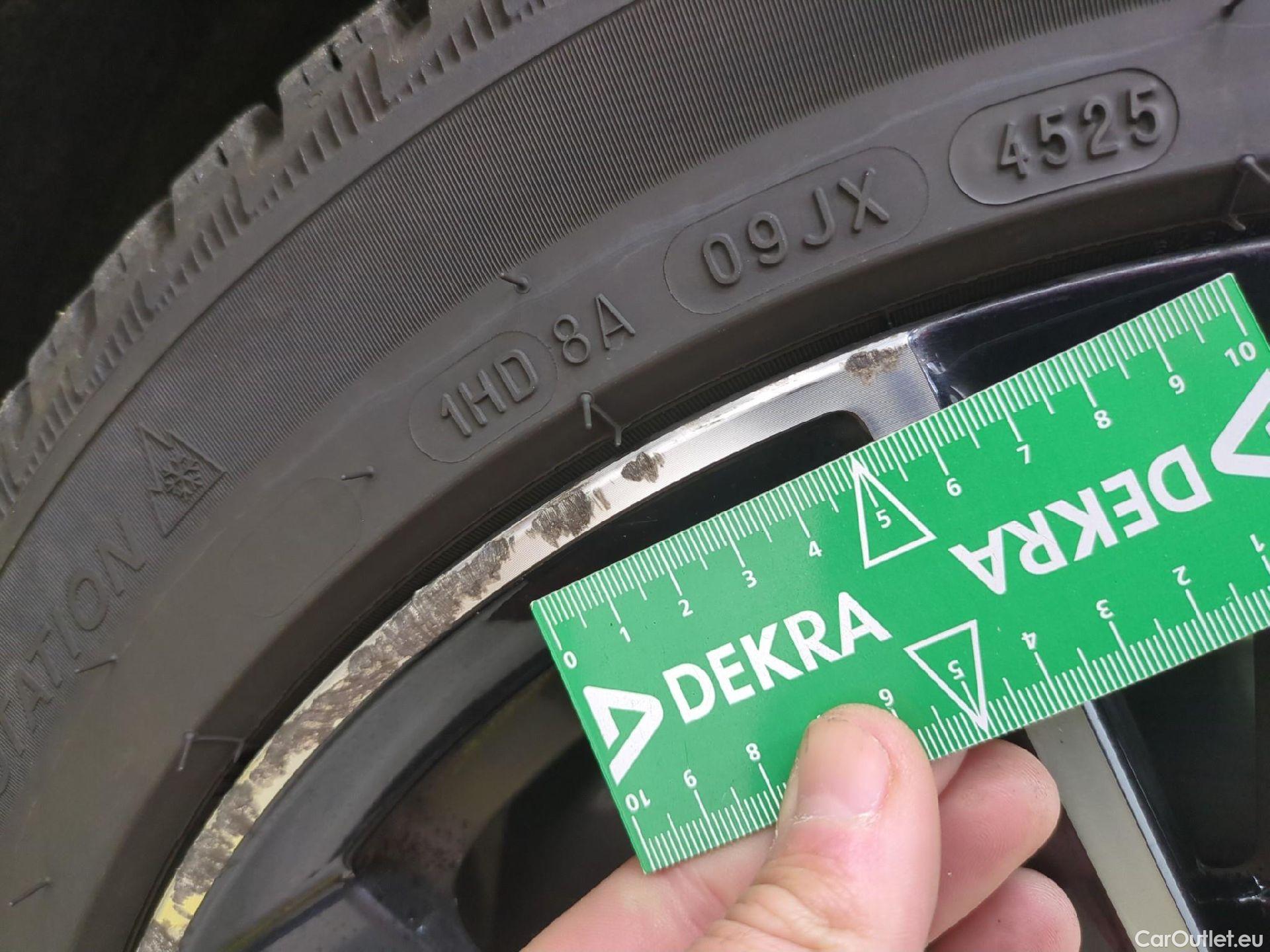  Peugeot  308  SW Allure 1.5 HDi 130CV BVA8 E6d #2