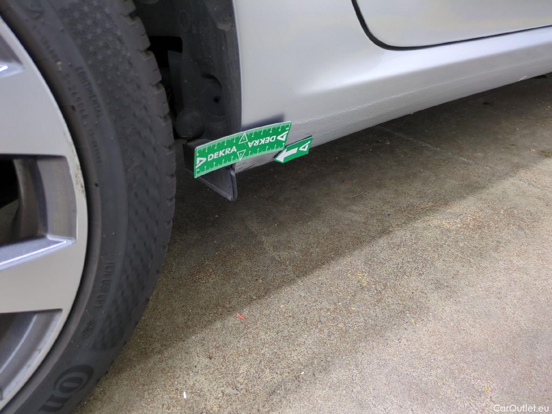  Renault  Megane  IV Berline 5 ptes. Techno 1.5 dCi 115CV BVA7 E6d #41