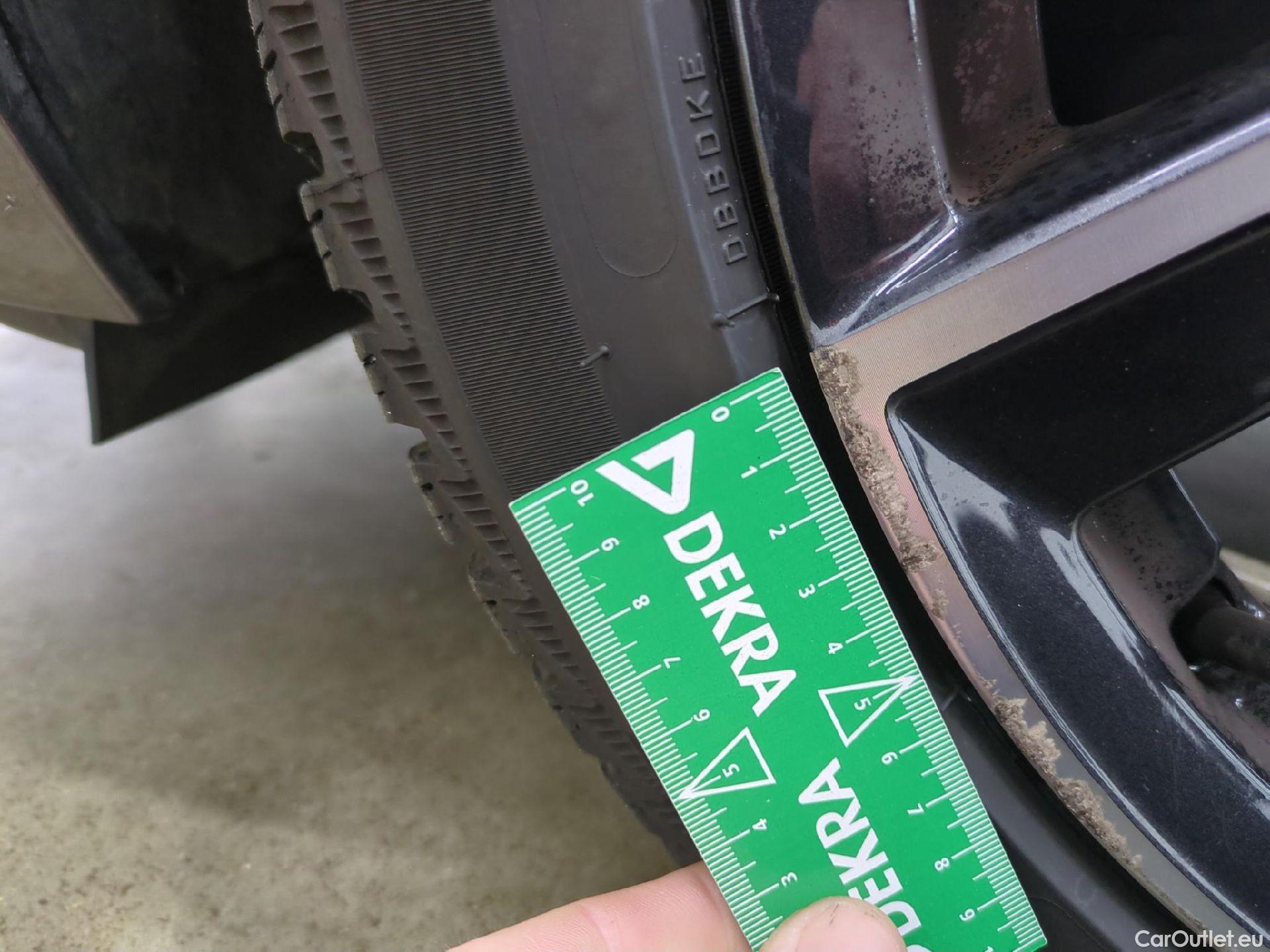  Peugeot  308  SW Allure 1.5 HDi 130CV BVA8 E6d #3