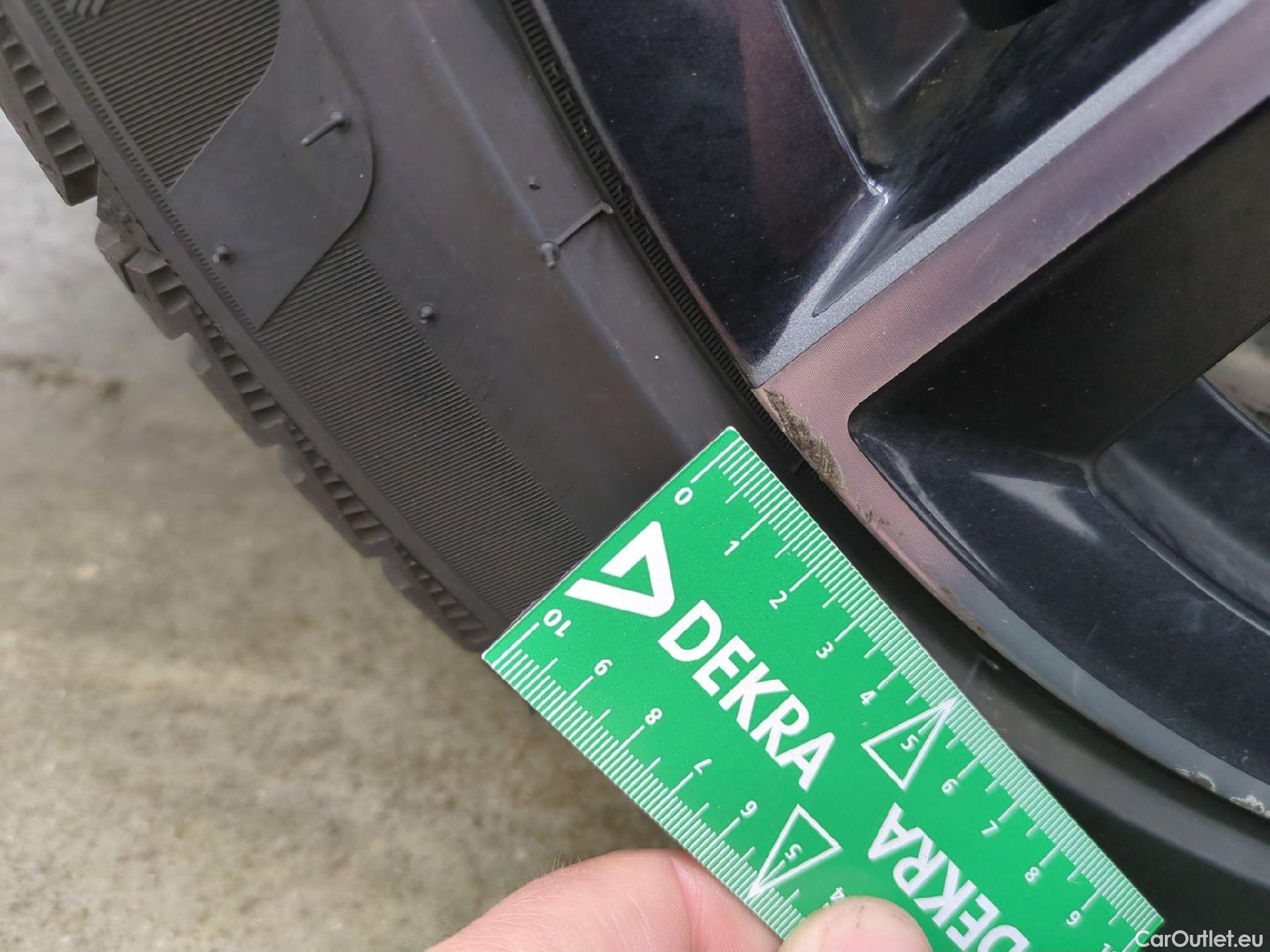  Peugeot  308  SW Allure 1.5 HDi 130CV BVA8 E6d #20