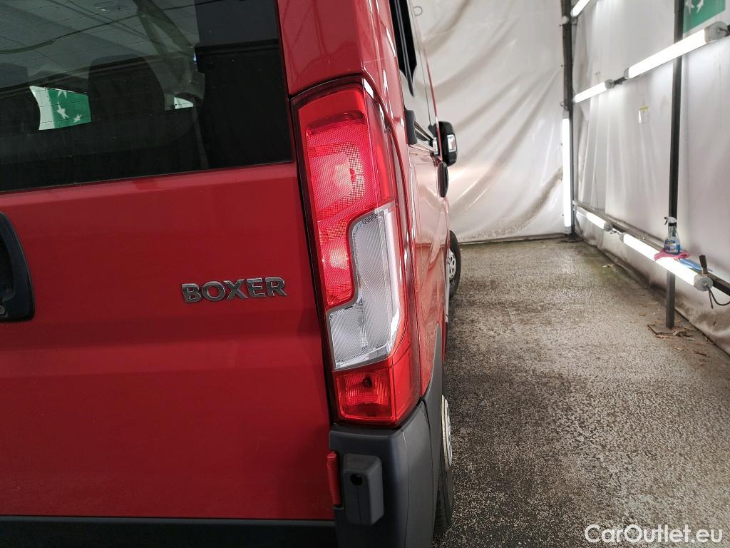  Peugeot  Boxer PEUGEOT  / 2014 / 4P / Combi 2.2 BLUEHDI 120 S&S 330 L1H1 ACCESS #1