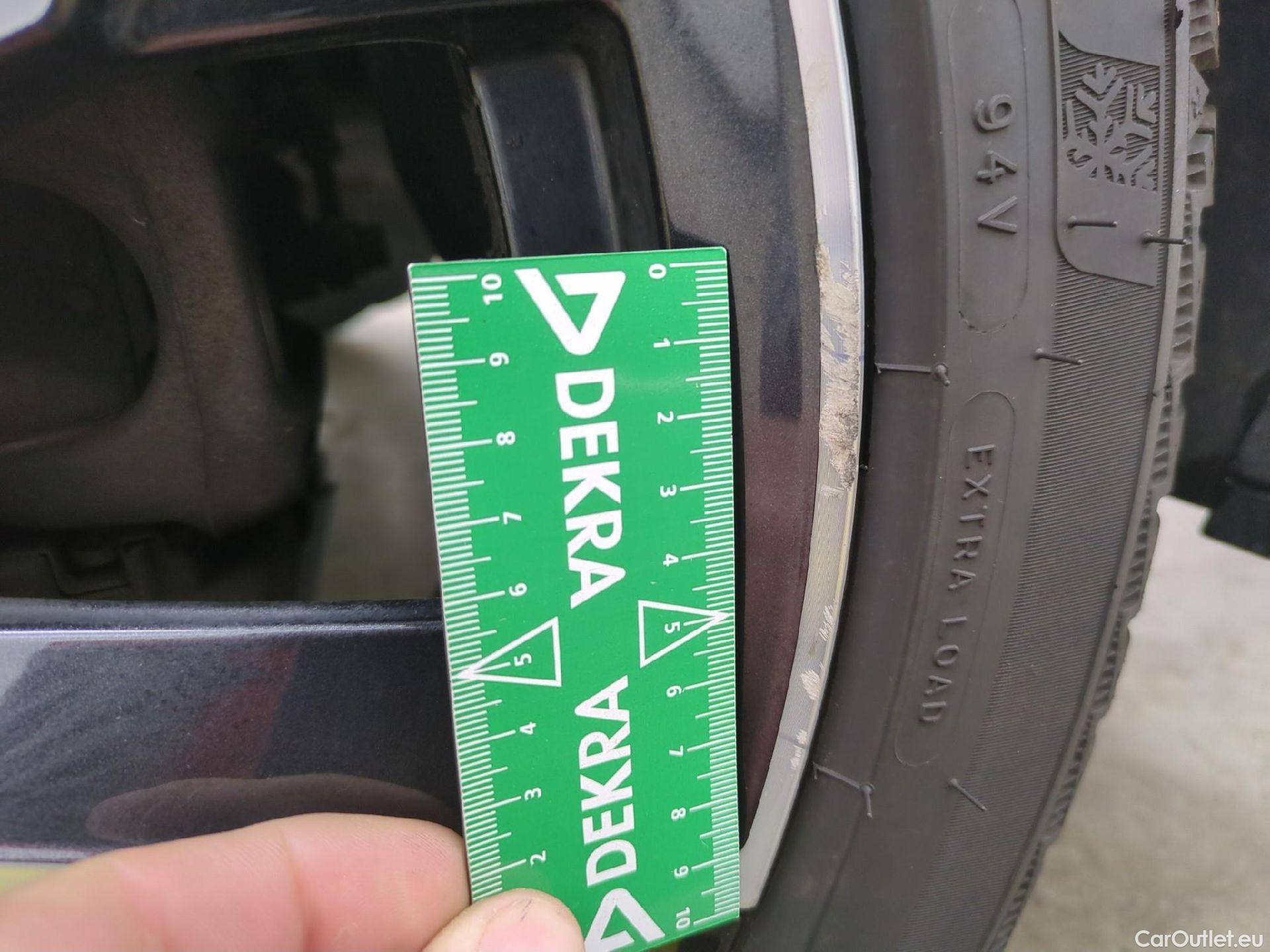  Peugeot  308  SW Allure 1.5 HDi 130CV BVA8 E6d #16