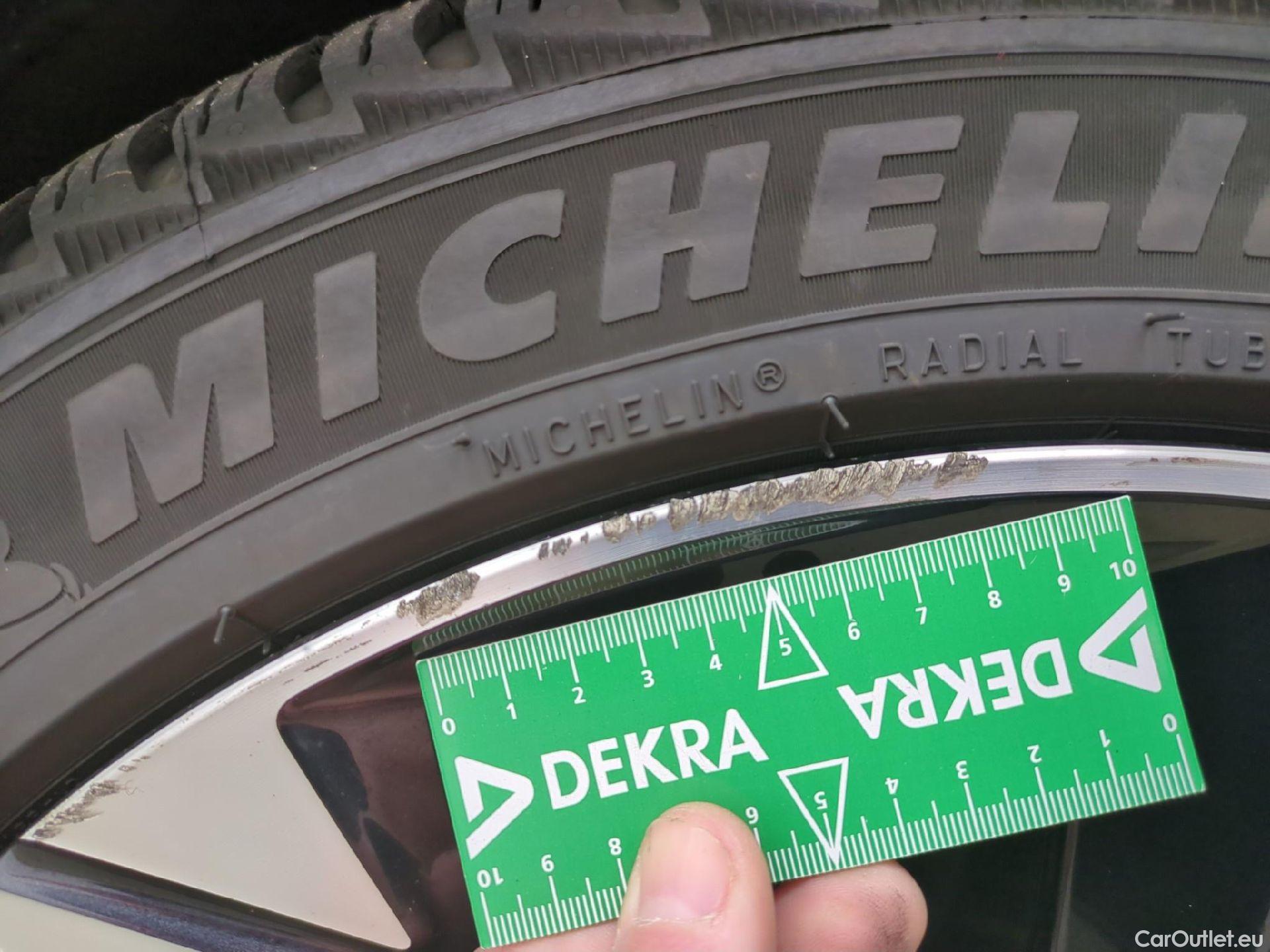  Peugeot  308  SW Allure 1.5 HDi 130CV BVA8 E6d #24