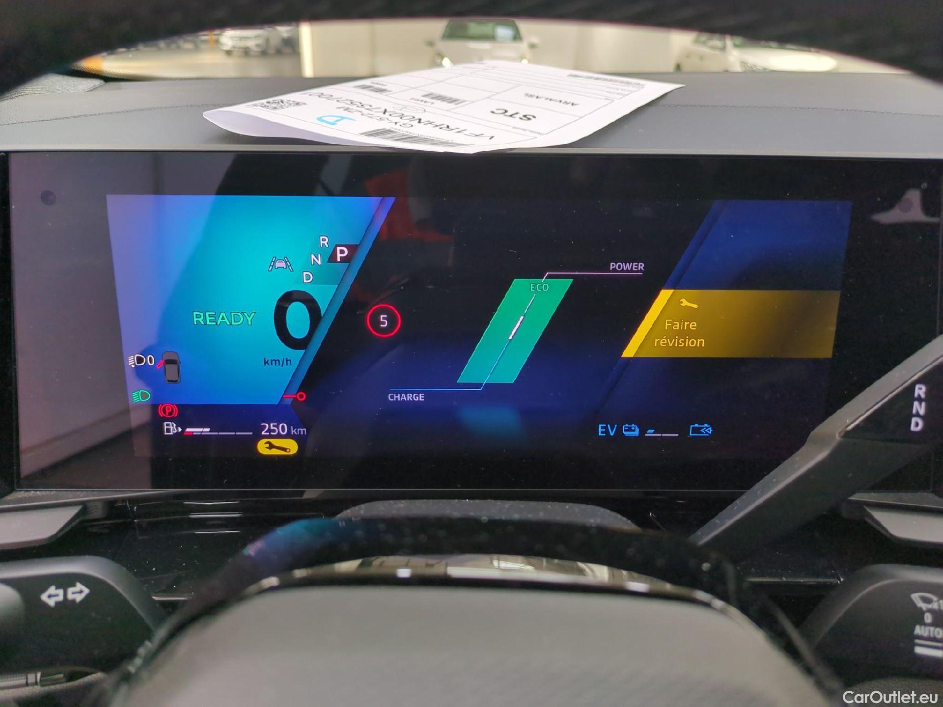  Renault  Austral  Evolution 1.2 E-TECH Hybrid 200CV BVA6 6E #39
