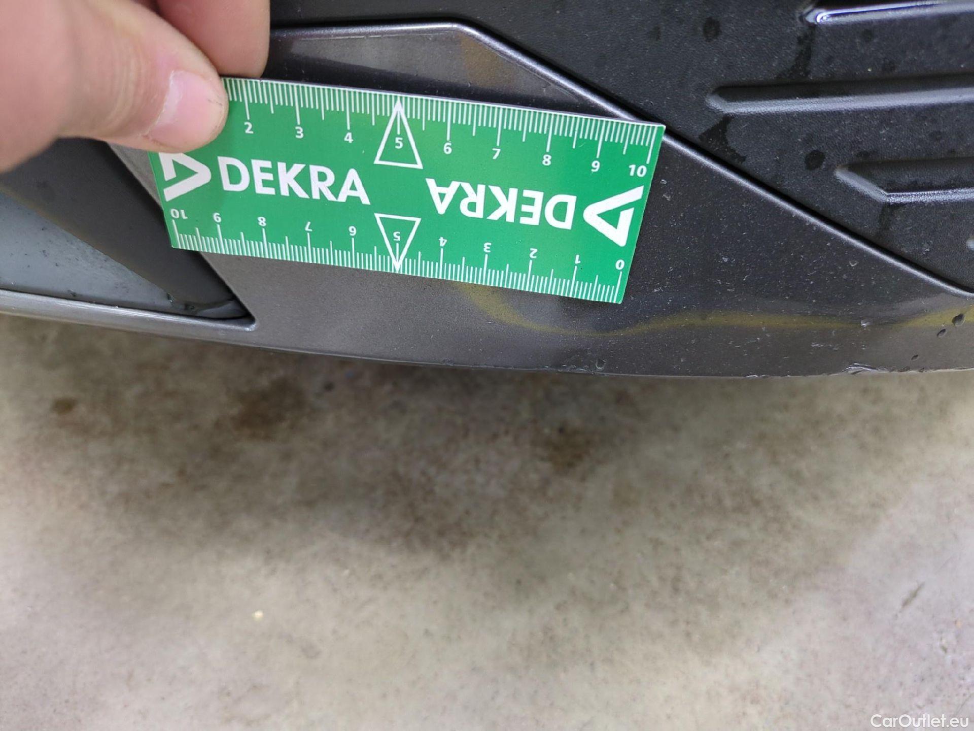  Peugeot  308  SW Allure 1.5 HDi 130CV BVA8 E6d #32