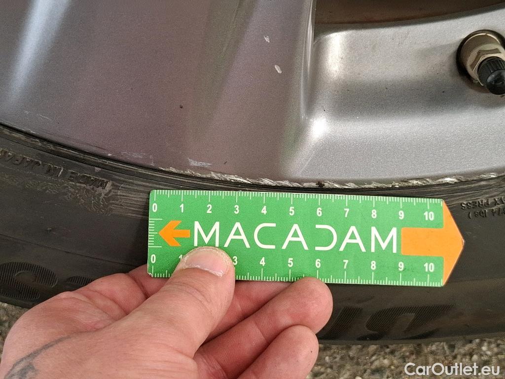  Toyota  RAV4 TOYOTA  Hybride / 2018 / 5P / SUV Hybride 2WD Dynamic Business Beyond Zero #70