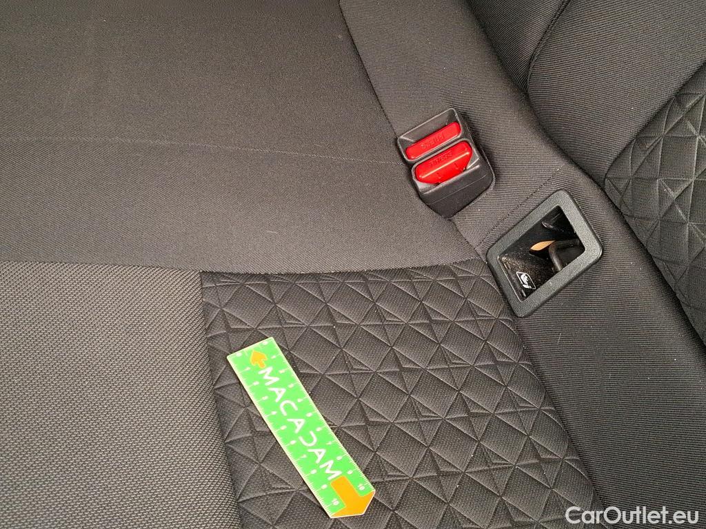  Toyota  C-HR TOYOTA  / 2016 / 5P / SUV 1.8 HYBRIDE 122 EDITION(SP) #43