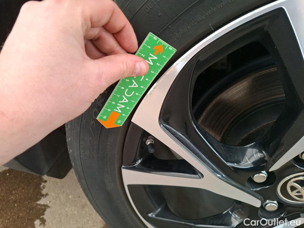  Toyota  C-HR TOYOTA  / 2016 / 5P / SUV 1.8 HYBRIDE 122 EDITION(SP) #15