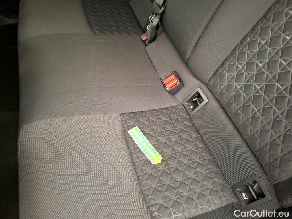  Toyota  C-HR TOYOTA  / 2016 / 5P / SUV 1.8 HYBRIDE 122 EDITION(SP) #42