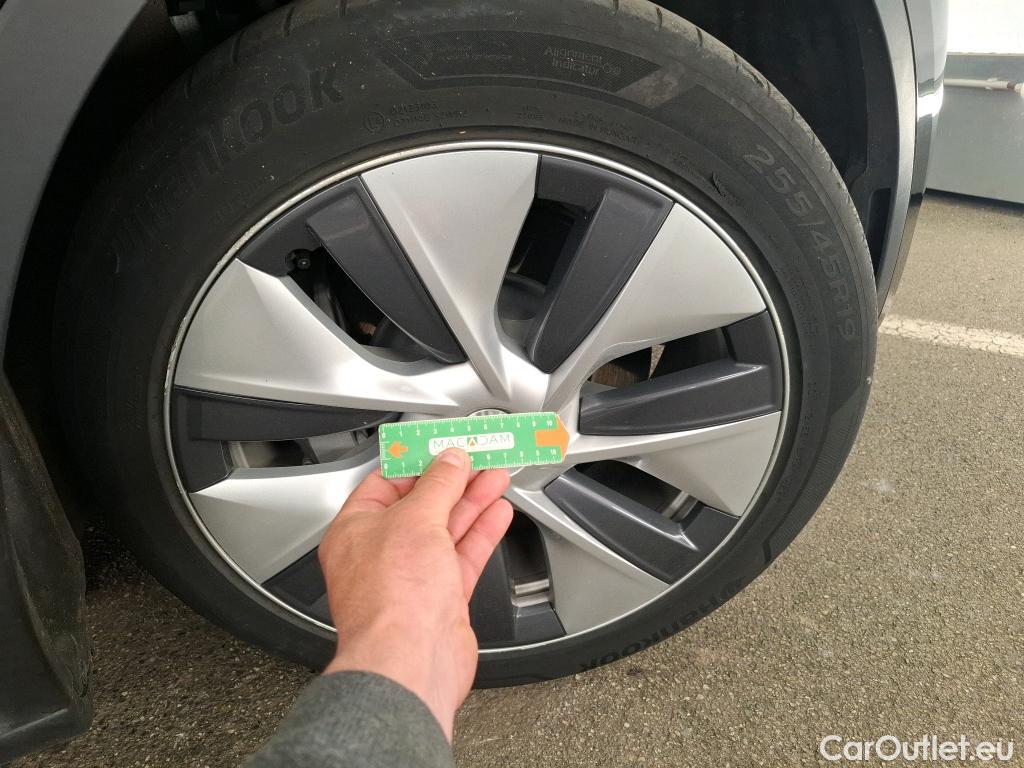  Tesla  Model Y TESLA  / 2021 / 5P / SUV RWD #31