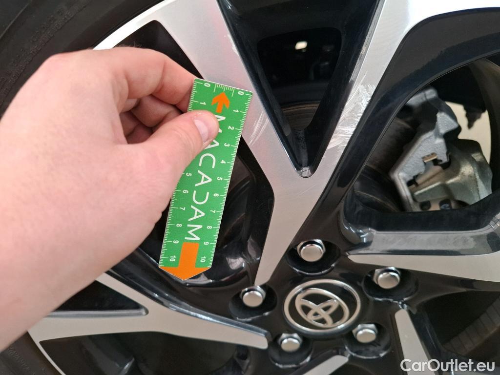  Toyota  C-HR TOYOTA  / 2016 / 5P / SUV 1.8 HYBRIDE 122 EDITION(SP) #16