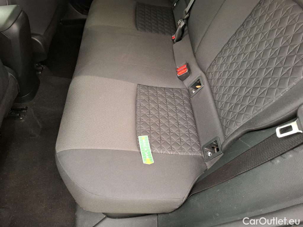  Toyota  C-HR TOYOTA  / 2016 / 5P / SUV 1.8 HYBRIDE 122 EDITION(SP) #40