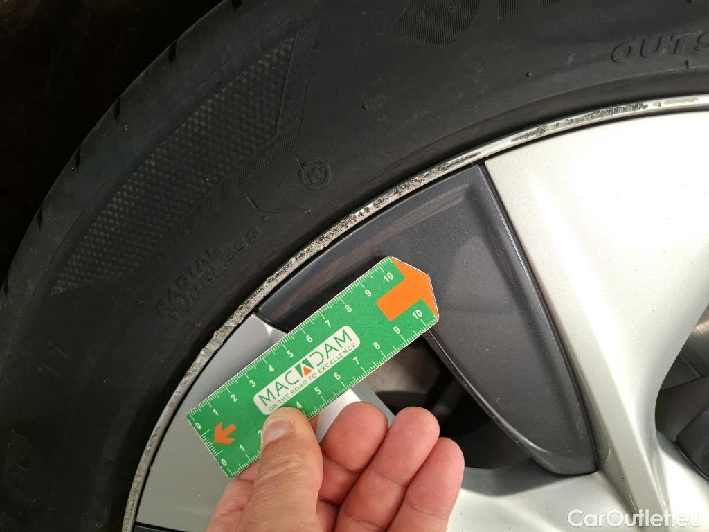  Tesla  Model Y TESLA  / 2021 / 5P / SUV RWD #3