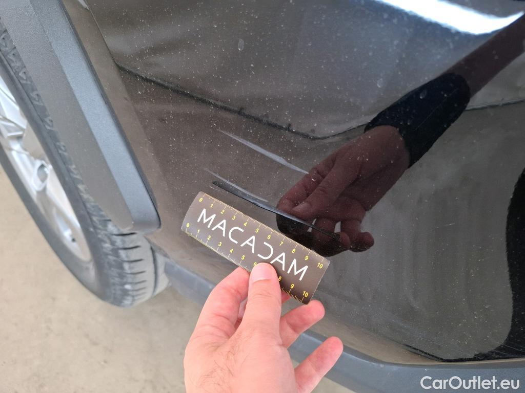  Toyota  RAV4 TOYOTA  Hybride  2018  5P SUV Hybride 2WD Dynamic Business Beyond Zero / VO RECONDITIONNE - PHOTOS AVANT RECONDITIONNEMENT #17