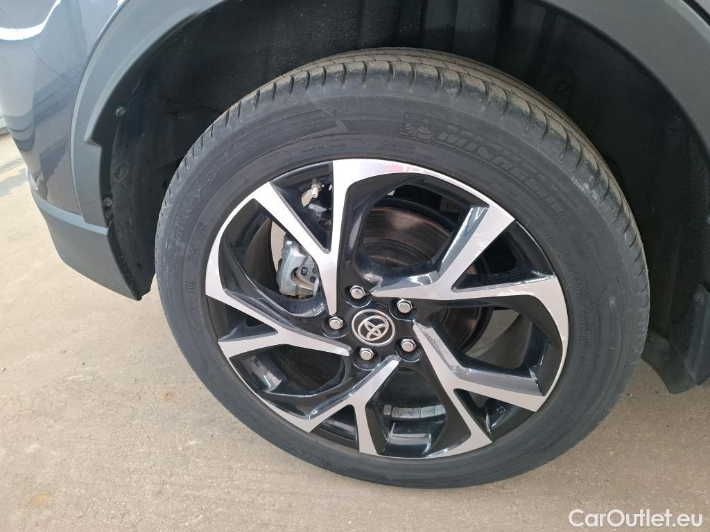  Toyota  C-HR TOYOTA  / 2016 / 5P / SUV 1.8 HYBRIDE 122 EDITION(SP) #10