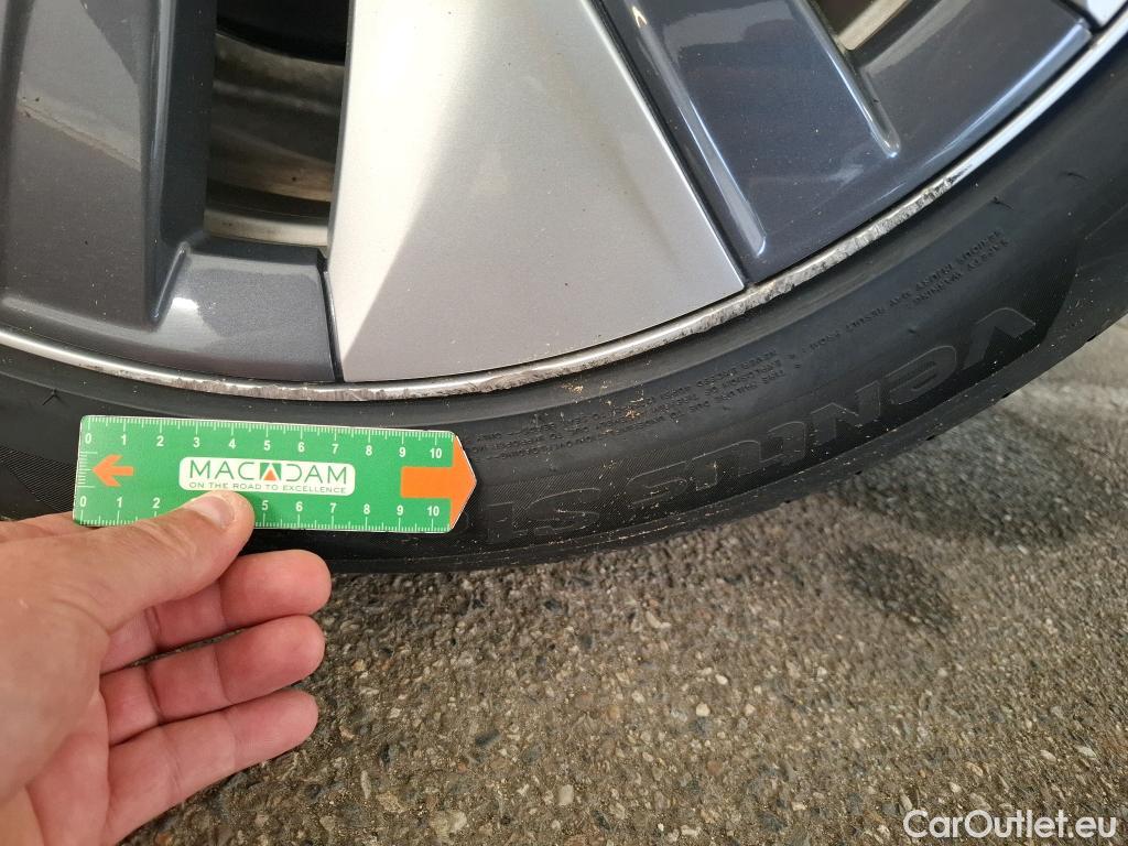  Tesla  Model Y TESLA  / 2021 / 5P / SUV RWD #30