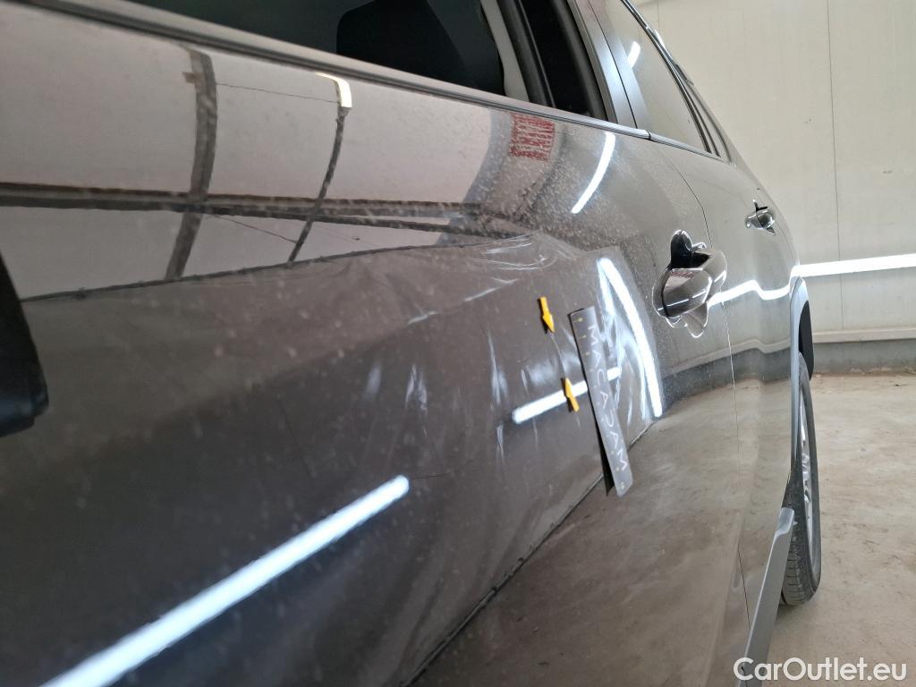  Toyota  RAV4 TOYOTA  Hybride  2018  5P SUV Hybride 2WD Dynamic Business Beyond Zero / VO RECONDITIONNE - PHOTOS AVANT RECONDITIONNEMENT #12