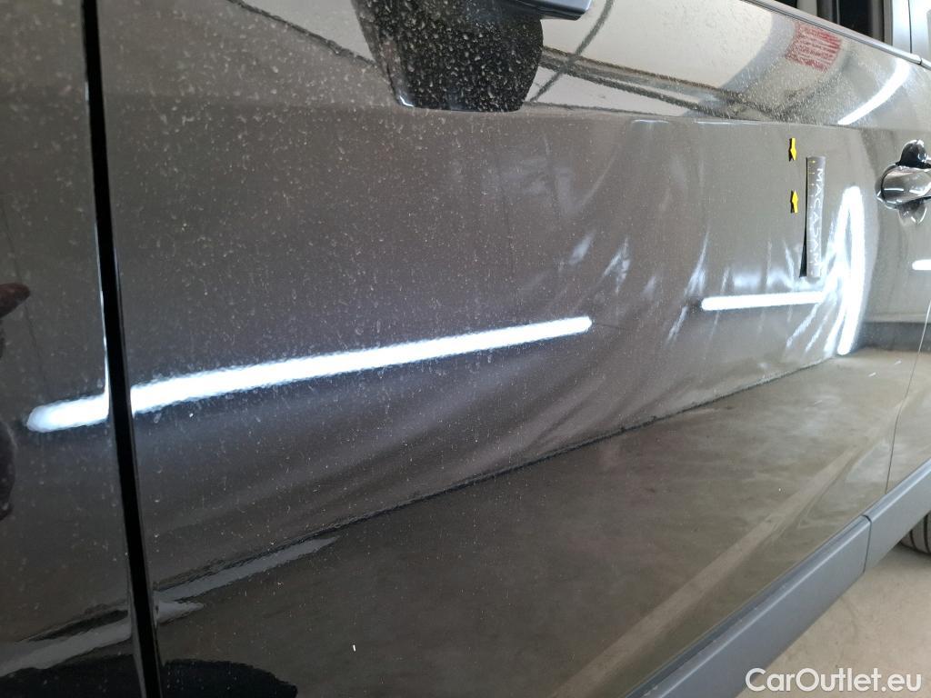  Toyota  RAV4 TOYOTA  Hybride  2018  5P SUV Hybride 2WD Dynamic Business Beyond Zero / VO RECONDITIONNE - PHOTOS AVANT RECONDITIONNEMENT #11