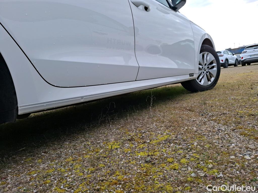  Skoda  Octavia  Berline Business 2.0 TDI 115CV BVM6 E6d #9