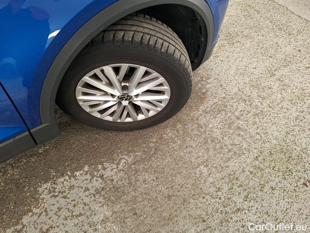  Volkswagen  T-ROC VOLKSWAGEN  / 2017 / 5P / SUV 1.5 TSI 150 EVO LOUNGE BUSINESS #1