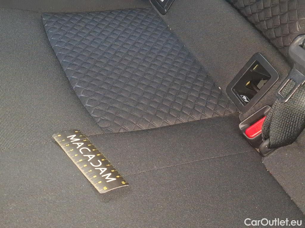  Toyota  C-HR TOYOTA  / 2016 / 5P / SUV 2.0 Hybride 184 Dynamic Business Beyond #28