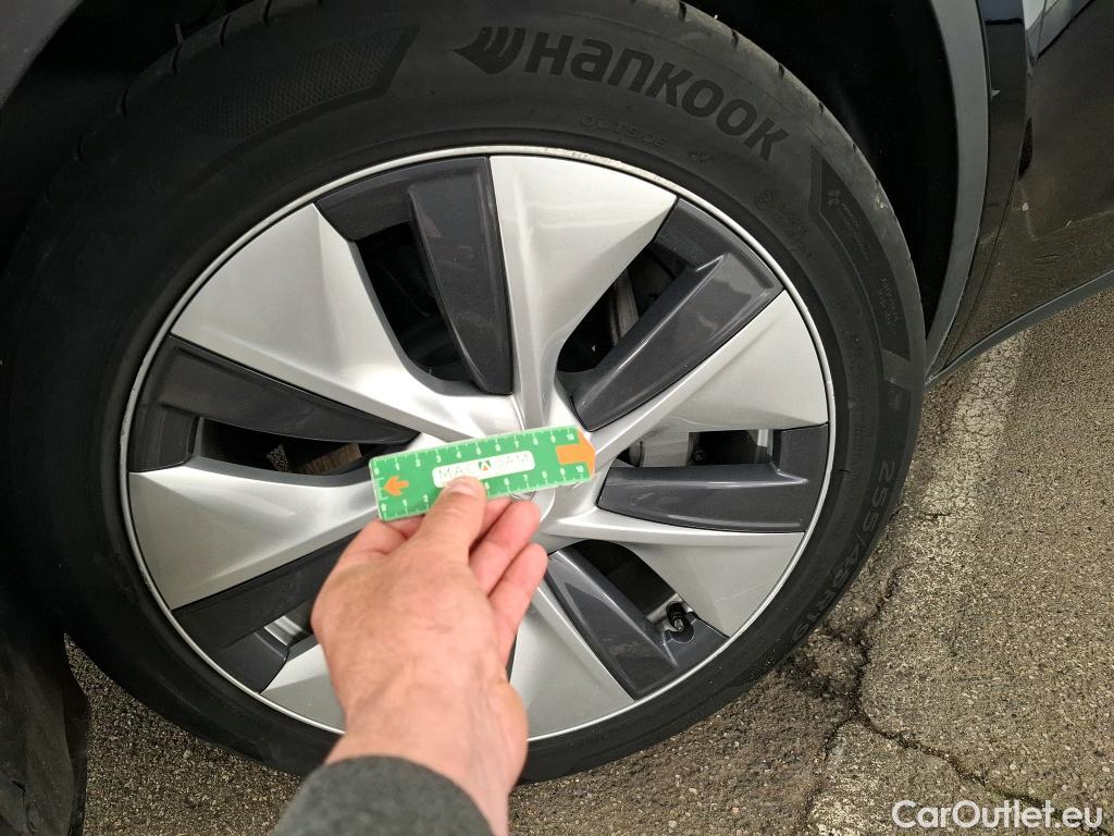  Tesla  Model Y TESLA  / 2021 / 5P / SUV RWD #21