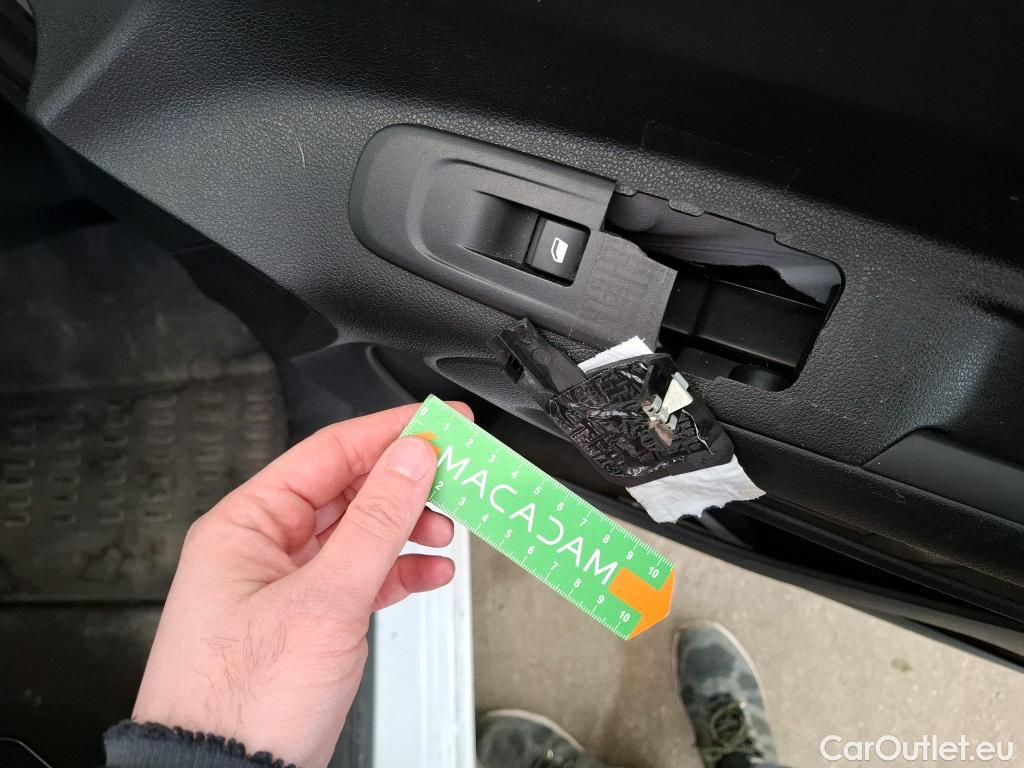  Citroen  Berlingo  Fourgon Club M 650 1.5 BlueHDi 75CV BVM5 E6dT #26